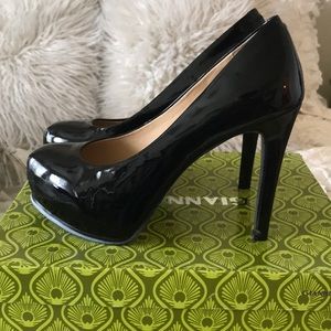 black ginny bini pumps
